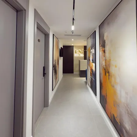 Hotel Es 4*