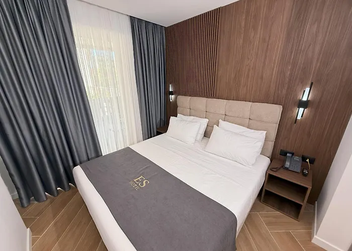 Es Hotel Tirana
