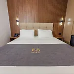 Es 4* Tirana