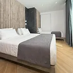 Es Hotell