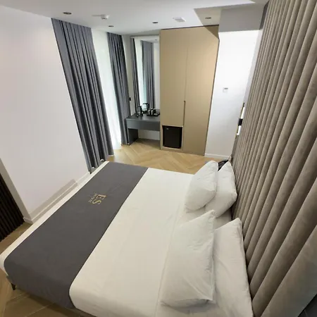 Es Hotell 4*