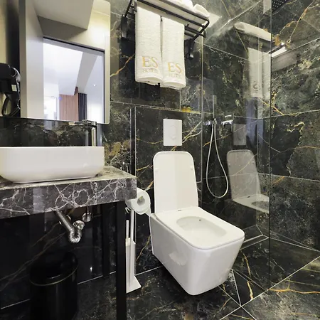 Es Otel 4*